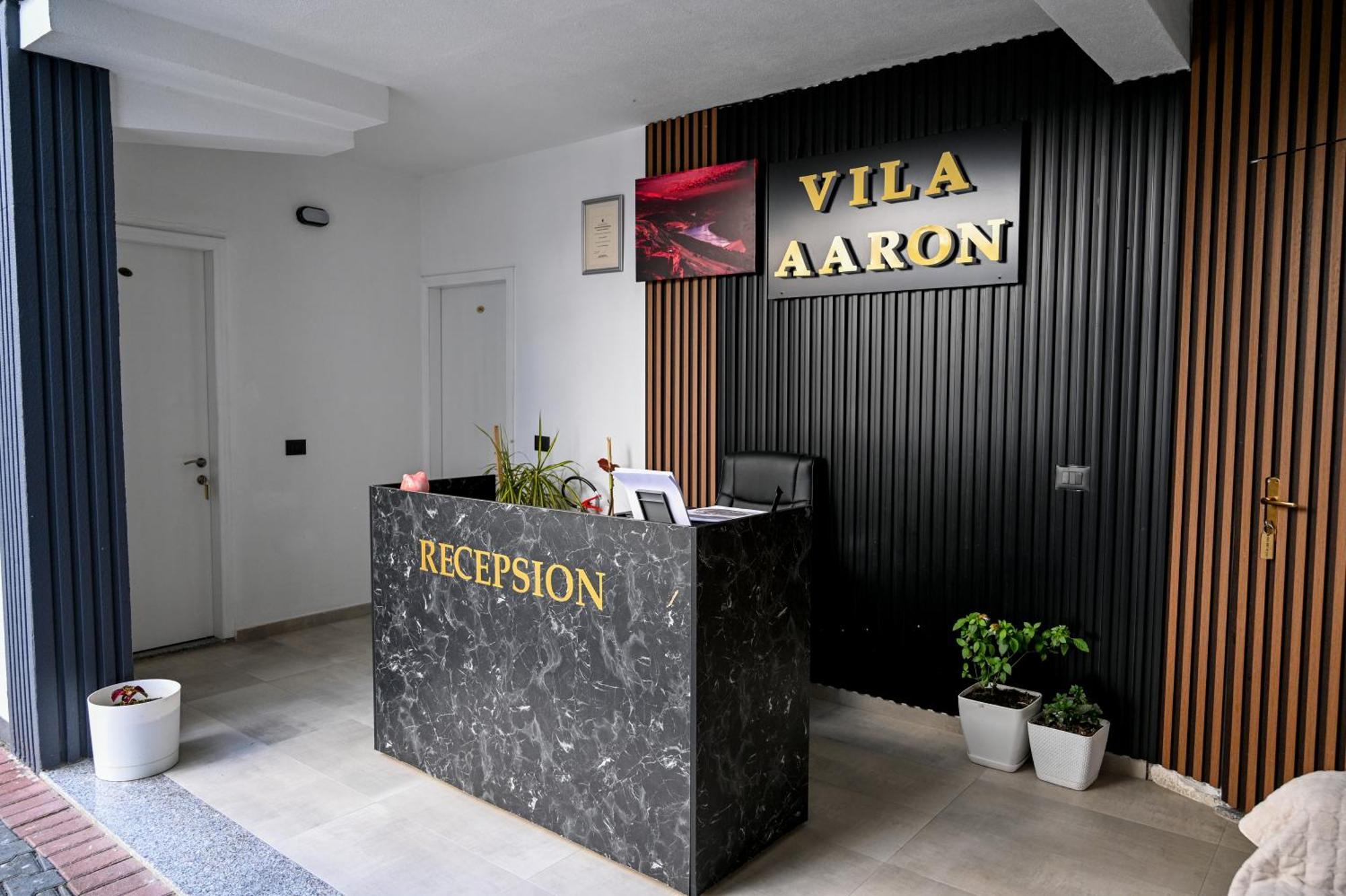 Vila Aaron Δυρράχιο Εξωτερικό φωτογραφία