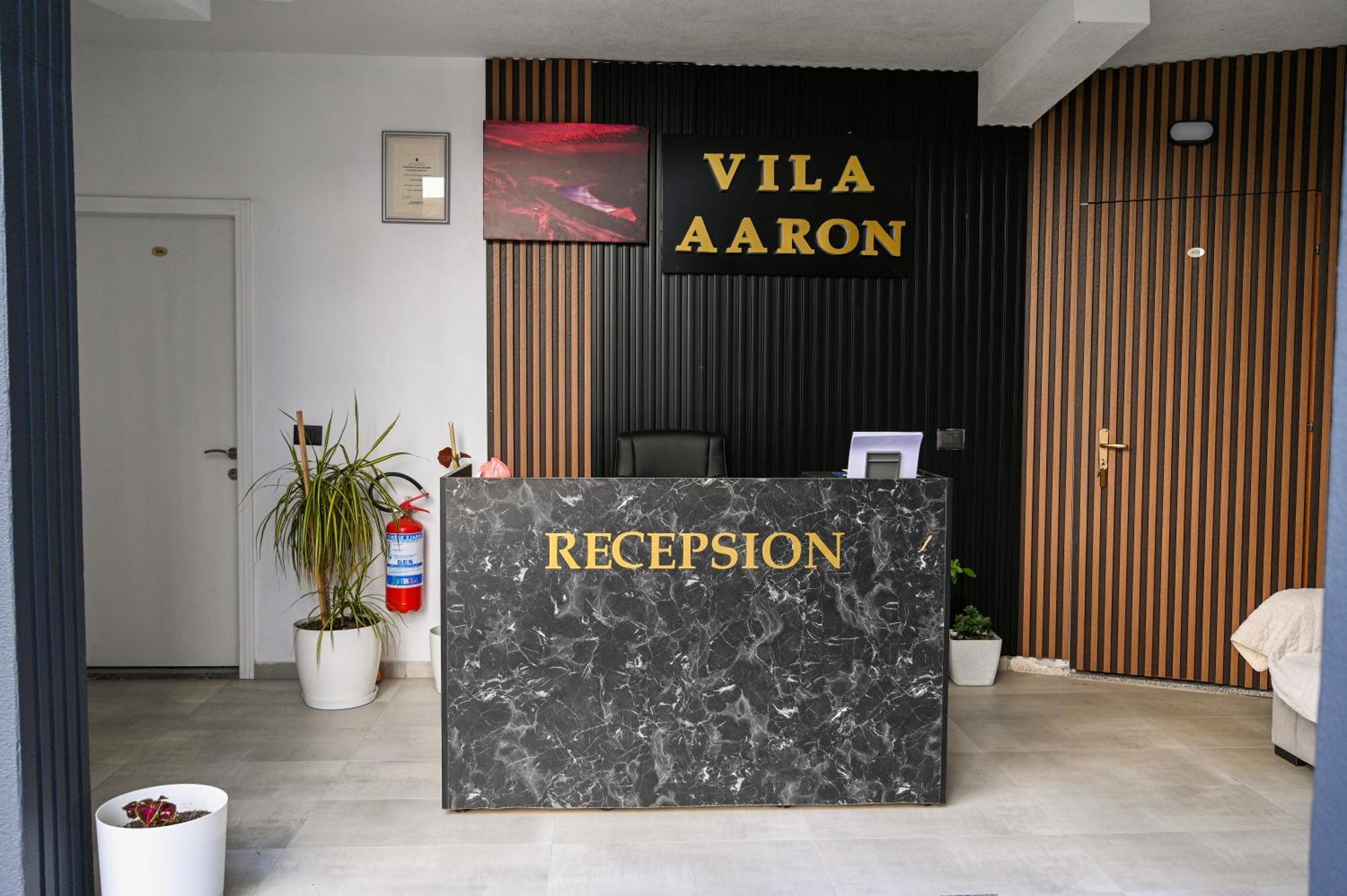 Vila Aaron Δυρράχιο Εξωτερικό φωτογραφία